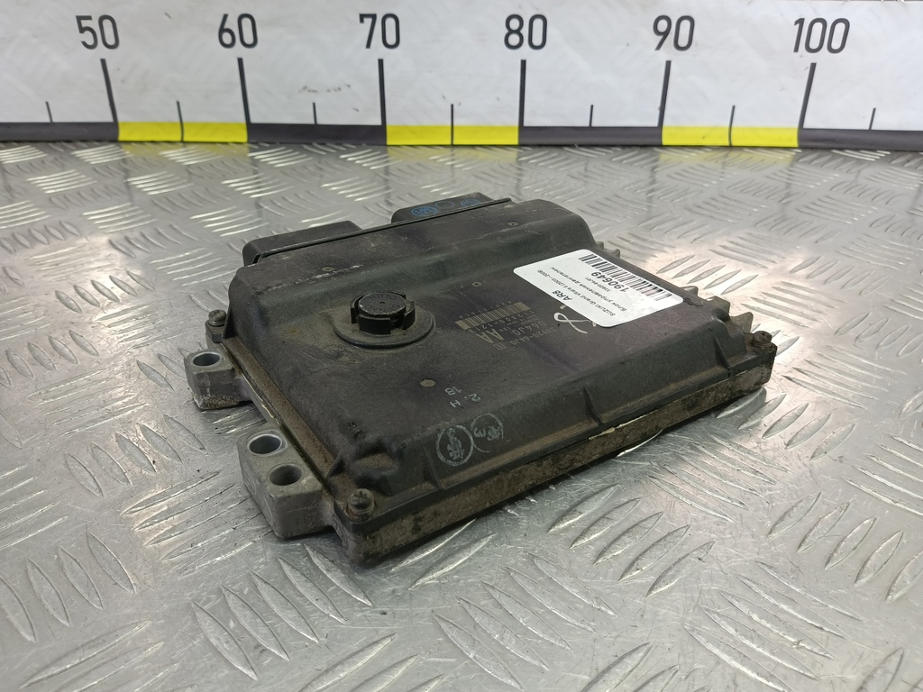 блок управления двигателем SUZUKI Grand Vitara 1.6 4WD MT (106 л.с.)Grand Vitara  II (2005—2008) Внедорожник 33920-64J01, 3279 рублей, Москва