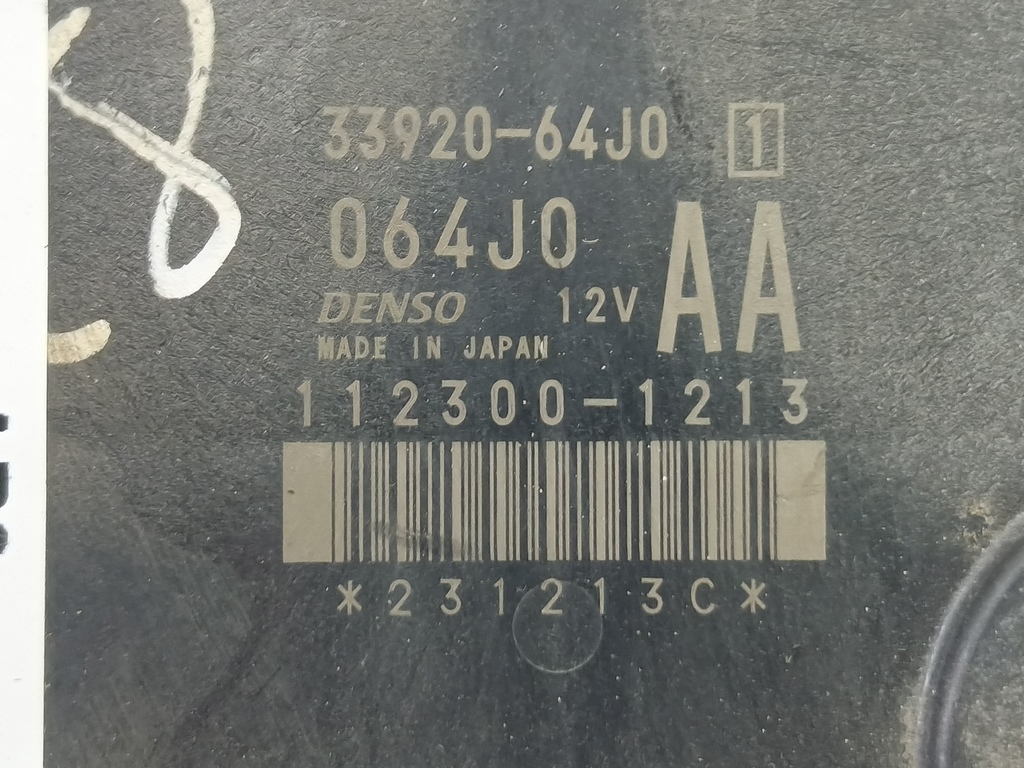 блок управления двигателем SUZUKI Grand Vitara 1.6 4WD MT (106 л.с.)Grand Vitara  II (2005—2008) Внедорожник 33920-64J01, 3279 рублей, Москва