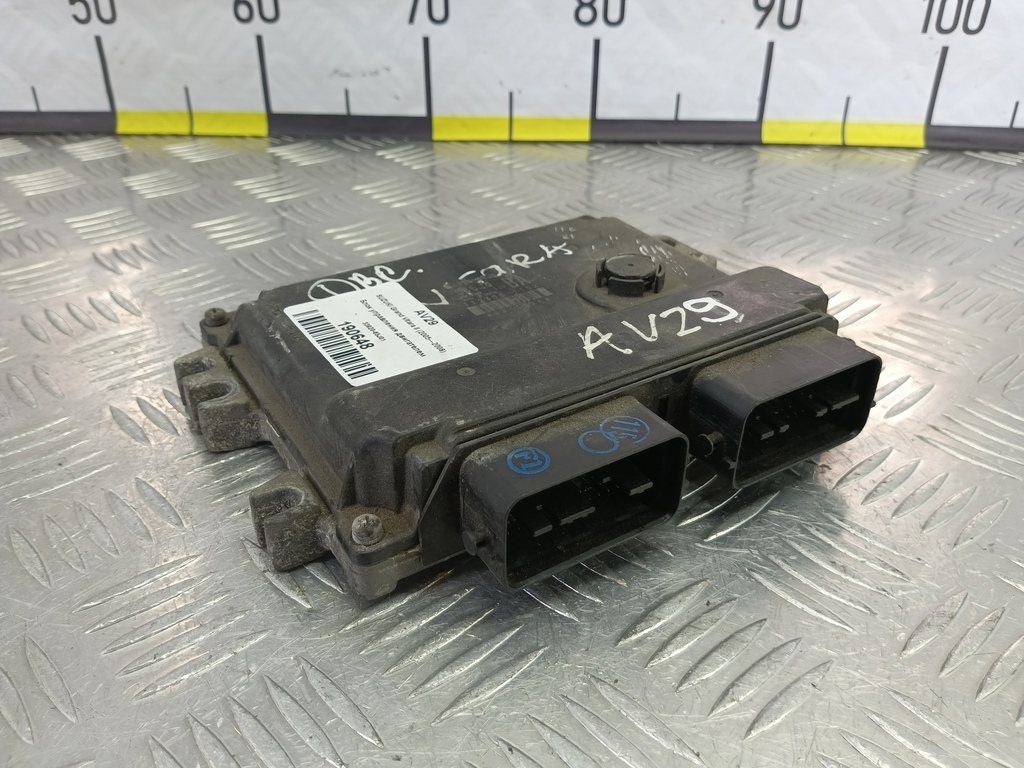 блок управления двигателем SUZUKI Grand Vitara 2.0 4WD MT (140 л.с.)Grand Vitara  II (2005—2008) Внедорожник 33920-65J01, 2130 рублей, Москва