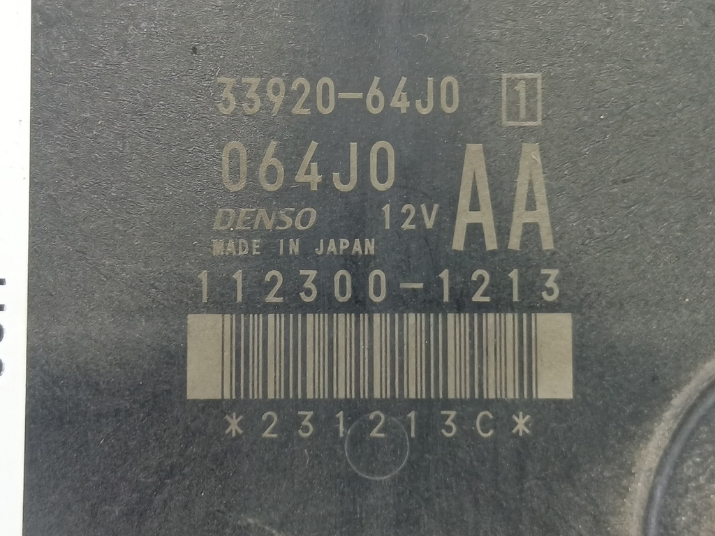 блок управления двигателем SUZUKI Grand Vitara 1.6 4WD MT (106 л.с.)Grand Vitara  II (2005—2008) Внедорожник 33920-64J01, 3279 рублей, Москва