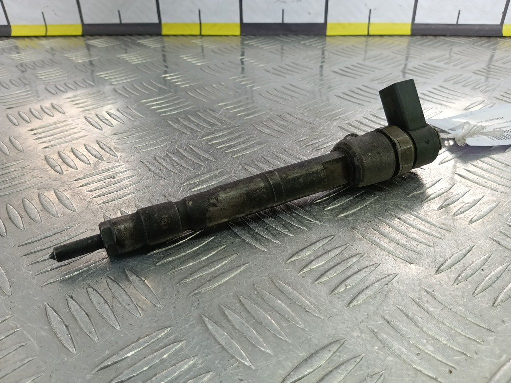 форсунка топливная MERCEDES-BENZ   A6460700487, 9600 рублей, Москва