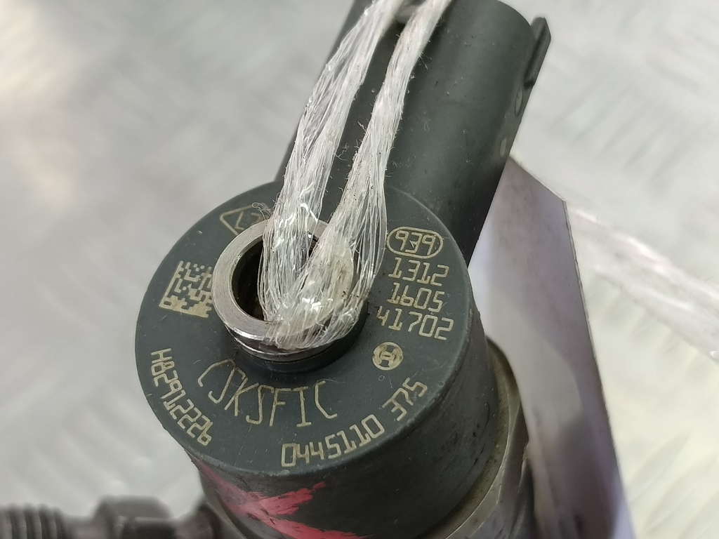 форсунка топливная Renault   166091245R, 14200 рублей, Москва
