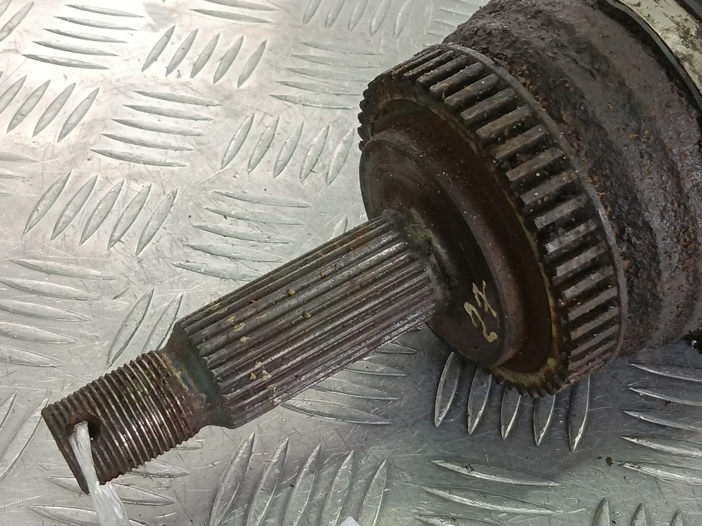 привод Hyundai TUCSON 2.0 CRDi AT (112 л.с.)Tucson  I (2004—2011) Внедорожник 495012E700, 4430 рублей, Москва