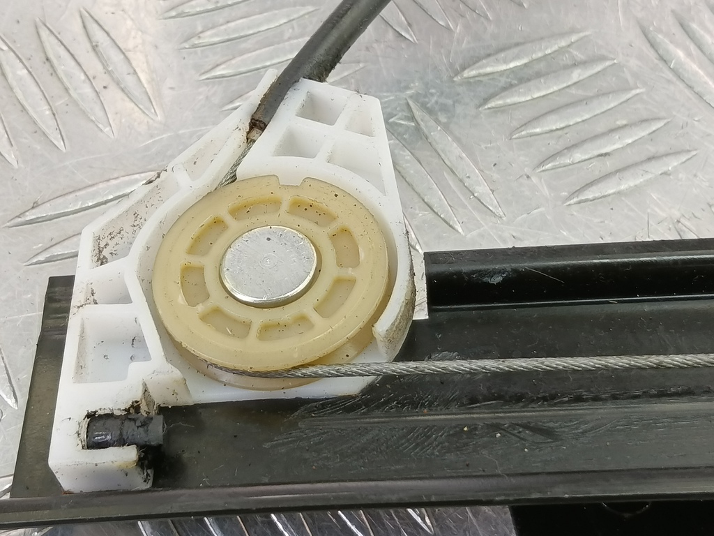 стеклоподъемник Fiat Doblo 1.4 MT (78 л.с.)Doblo  I рестайлинг (2005—2015) Фургон 51830869, 4660 рублей, Москва