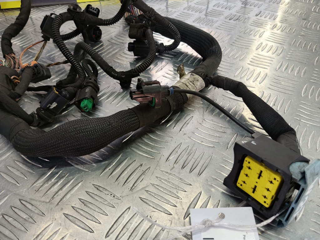 проводка (коса) Peugeot Partner  9803041780, 5690 рублей, Москва