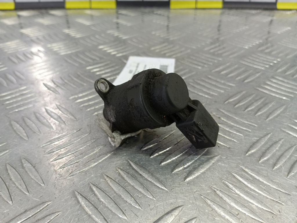 датчик давления топлива MERCEDES-BENZ Vito  A6460740084, 7880 рублей, Москва