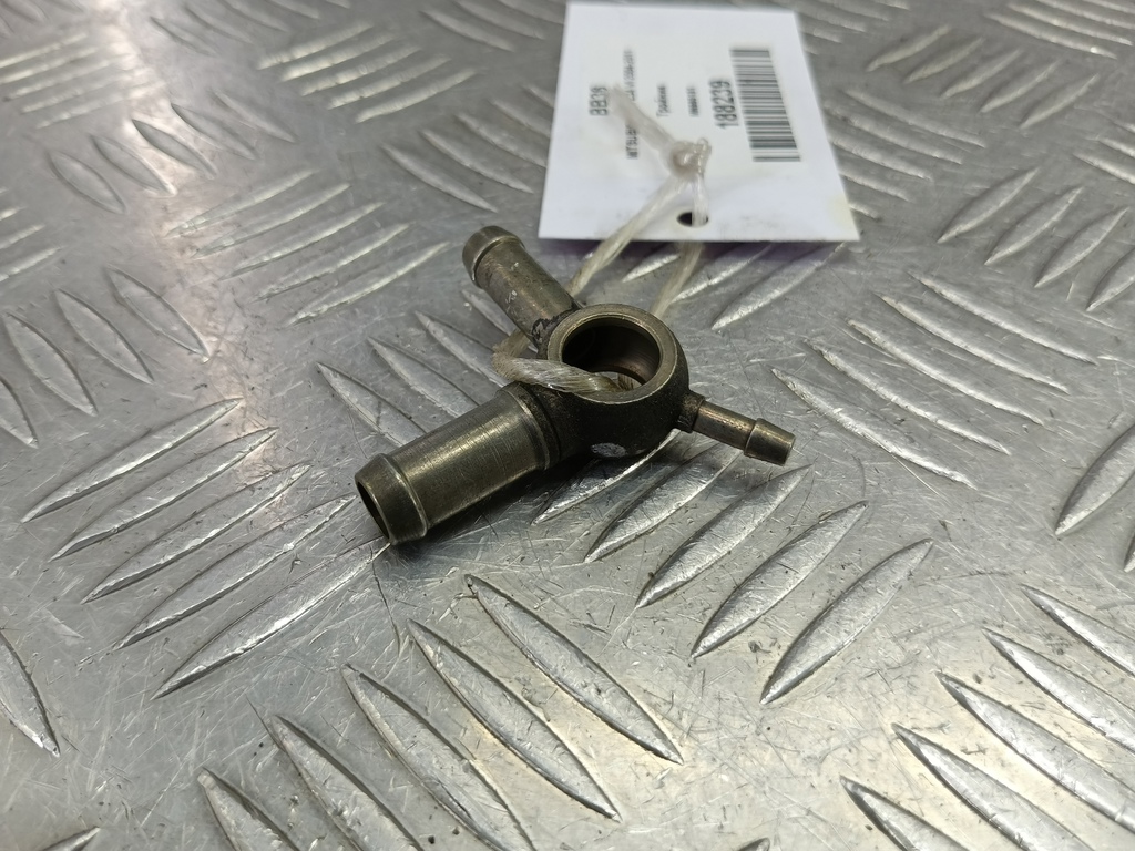 тройник MITSUBISHI COLT  MN960181, 2700 рублей, Москва