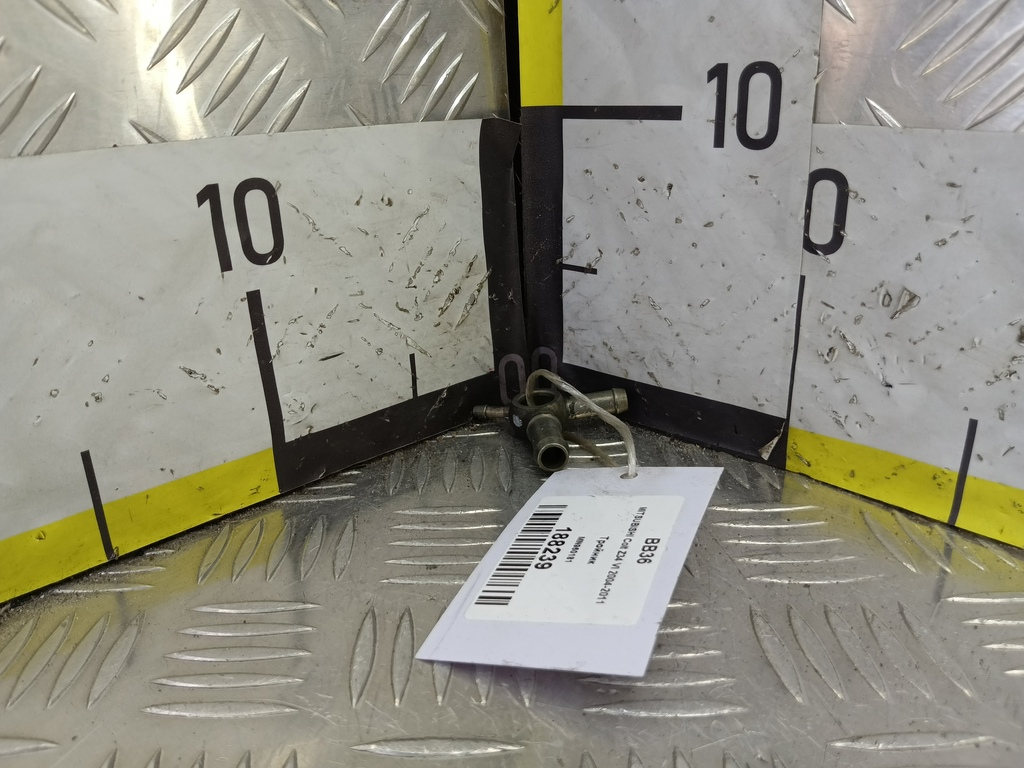 тройник MITSUBISHI COLT  MN960181, 2700 рублей, Москва