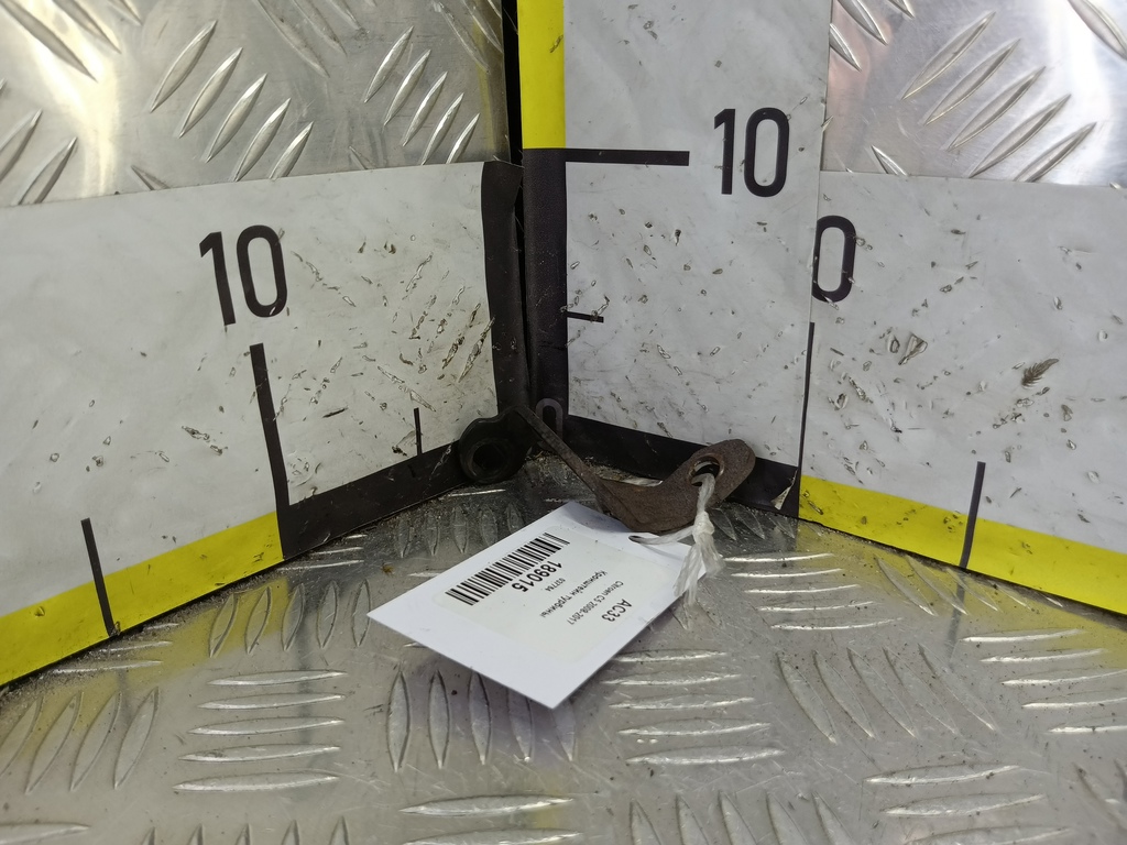 кронштейн турбины Citroen C5  037764, 980 рублей, Москва