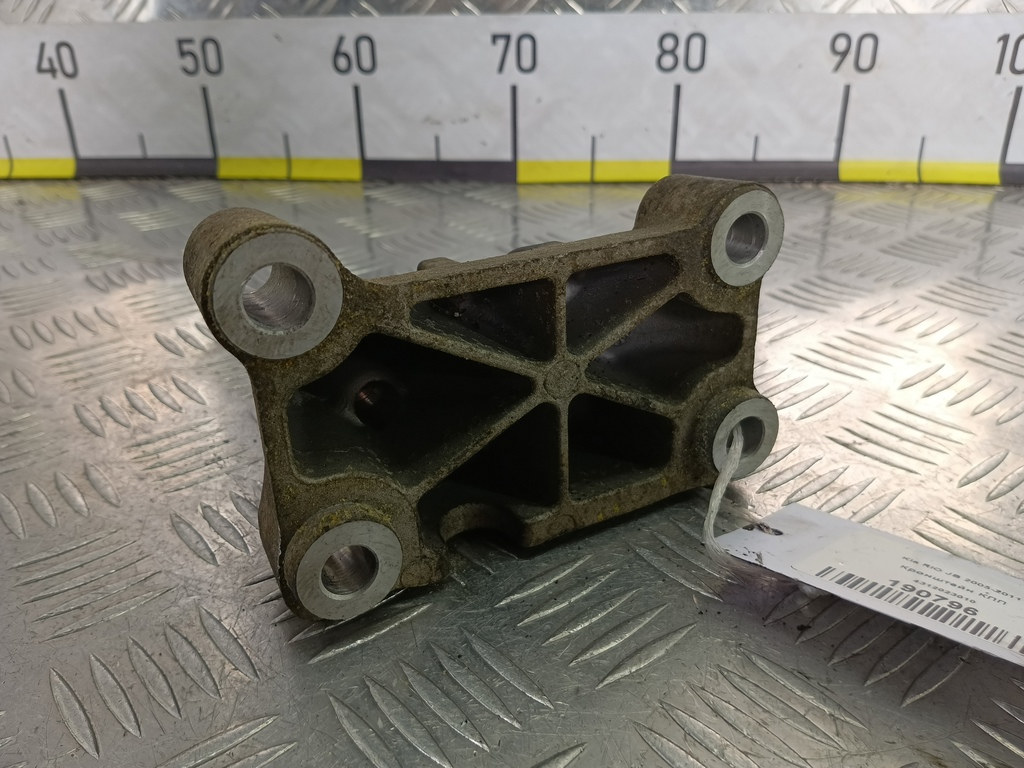 кронштейн кпп Kia RIO  4312023010, 750 рублей, Москва