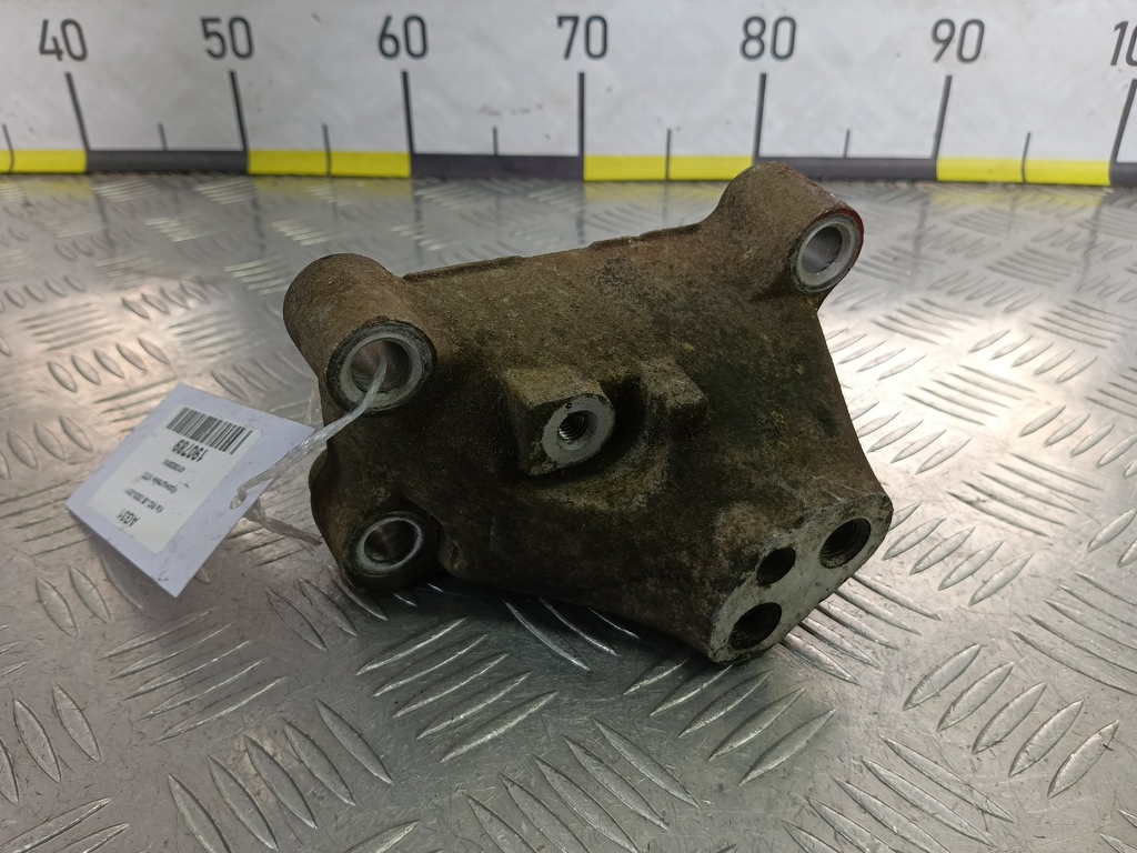 кронштейн кпп Kia RIO  4312023010, 750 рублей, Москва