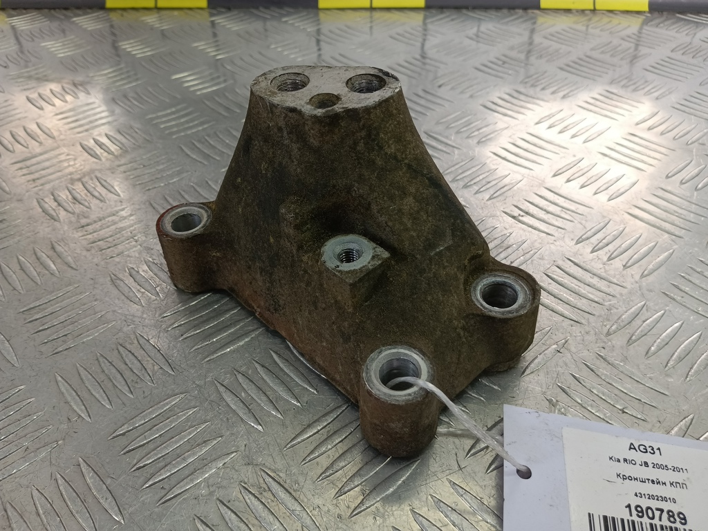 кронштейн кпп Kia RIO  4312023010, 750 рублей, Москва