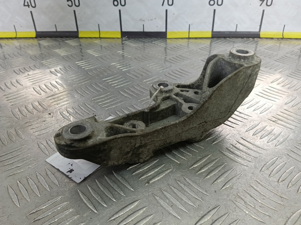 кронштейн кпп Opel Insignia  684474, 750 рублей, Москва