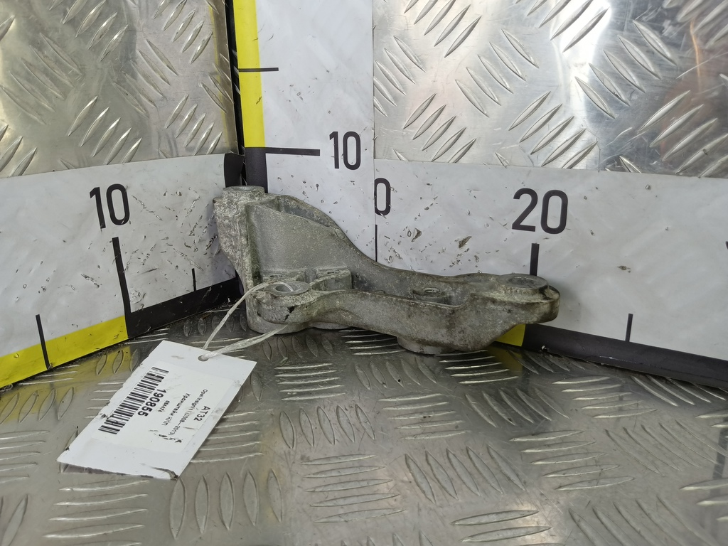 кронштейн кпп Opel Insignia  684474, 750 рублей, Москва