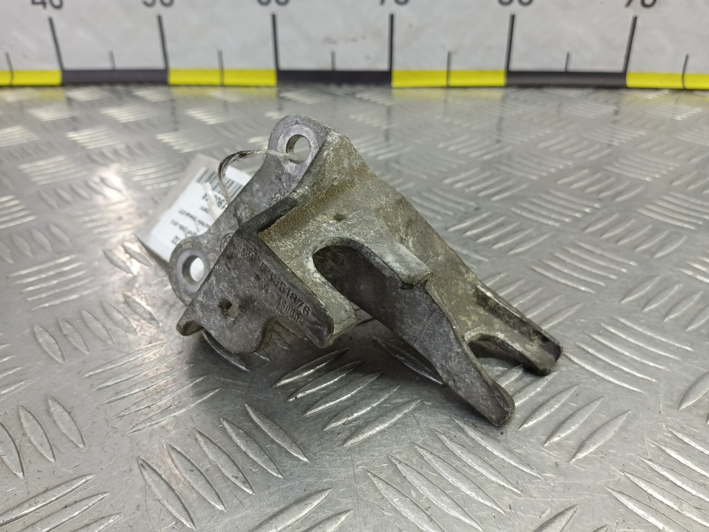 кронштейн тросов кпп Opel Insignia  738875, 750 рублей, Москва