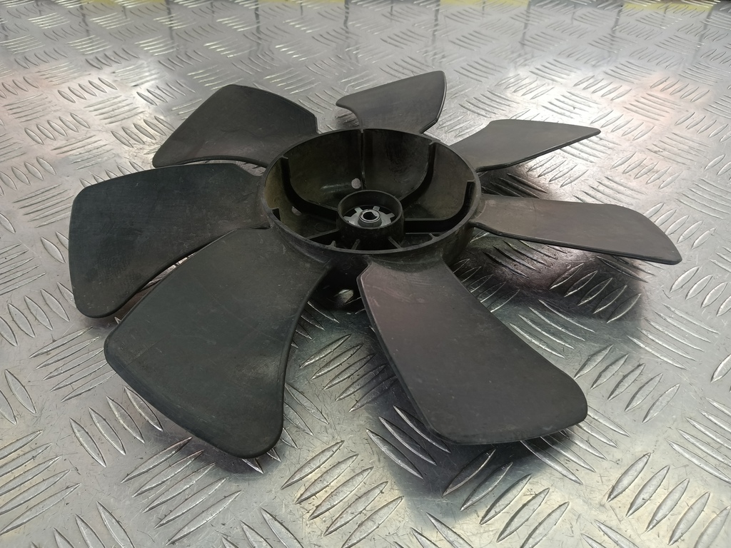 крыльчатка вентилятора MAZDA 6  GY0715140, 980 рублей, Москва