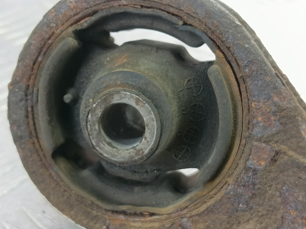 подушка редуктора MAZDA 6  G21D2868XC, 980 рублей, Москва