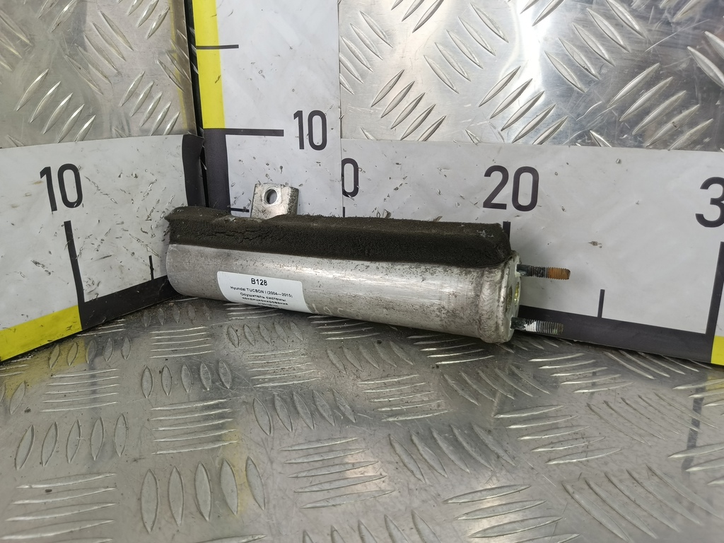 осушитель системы кондиционирования Hyundai TUCSON 2.0 CRDi AT (112 л.с.)Tucson  I (2004—2011) Внедорожник 978012E100, 980 рублей, Москва