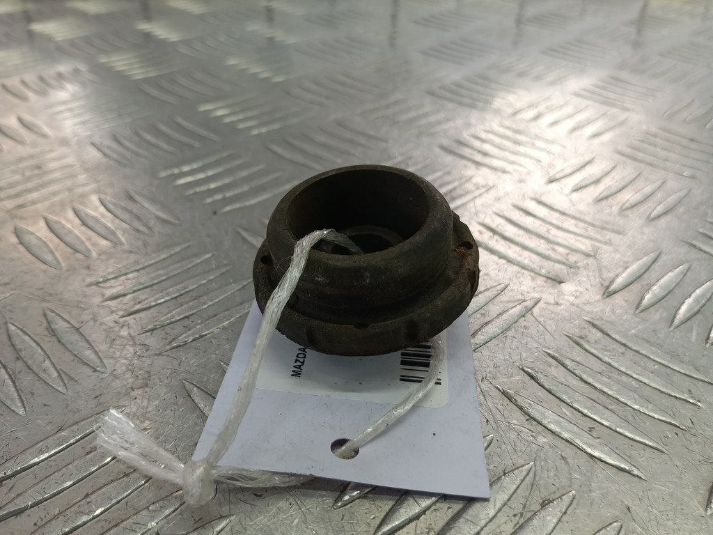 подушка радиатора MAZDA 3  Z60315202A, 520 рублей, Москва