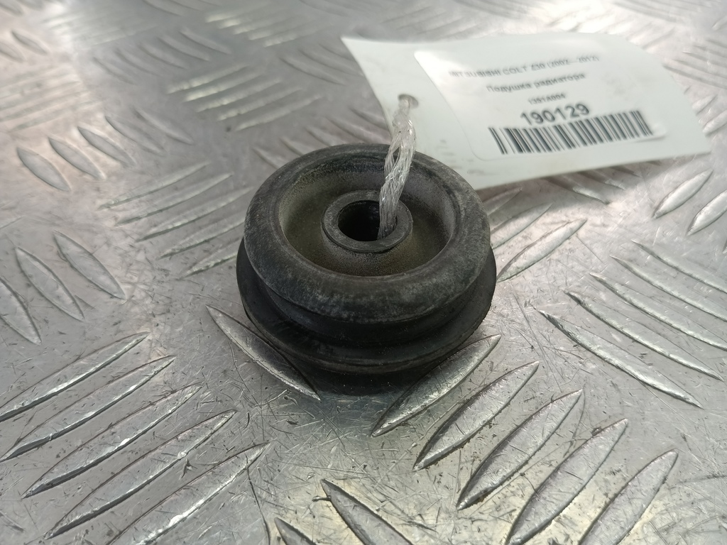 подушка радиатора MITSUBISHI COLT  1351A004, 520 рублей, Москва