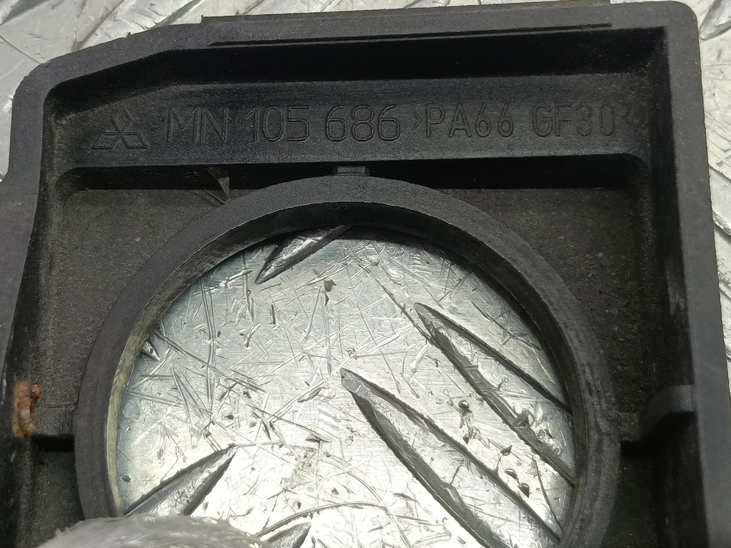 кронштейн радиатора MITSUBISHI COLT  MN105686, 520 рублей, Москва