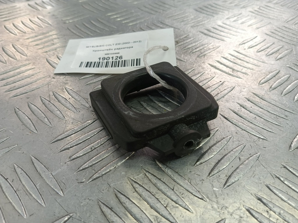 кронштейн радиатора MITSUBISHI COLT  MN105686, 520 рублей, Москва