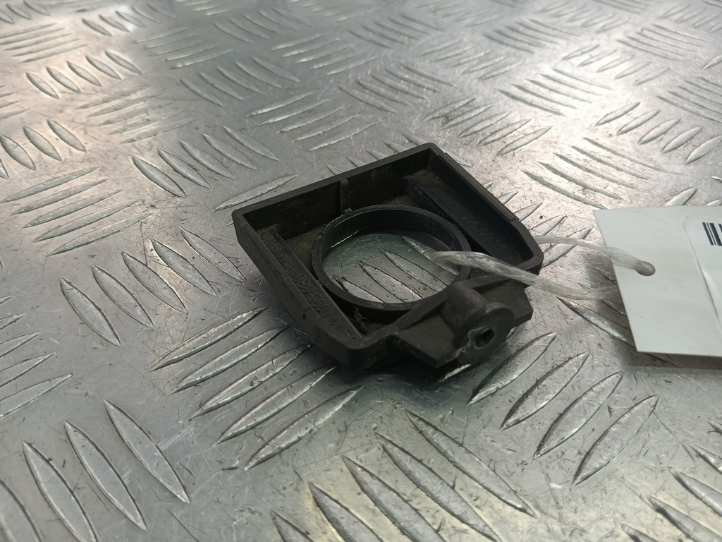 кронштейн радиатора MITSUBISHI COLT  MN105686, 520 рублей, Москва