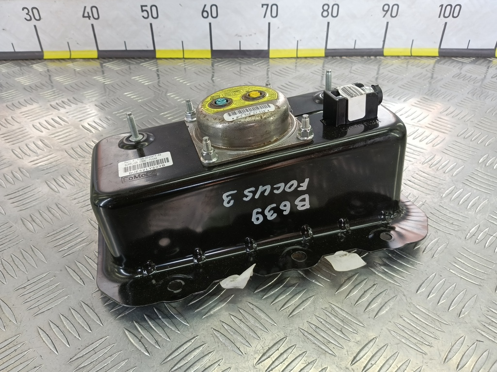 подушка безопасности пассажира FORD Focus 2.0 AMT (160 л.с.)Focus  III рестайлинг (2014—2019) Седан F1EBA044A74AB, 1780 рублей, Москва