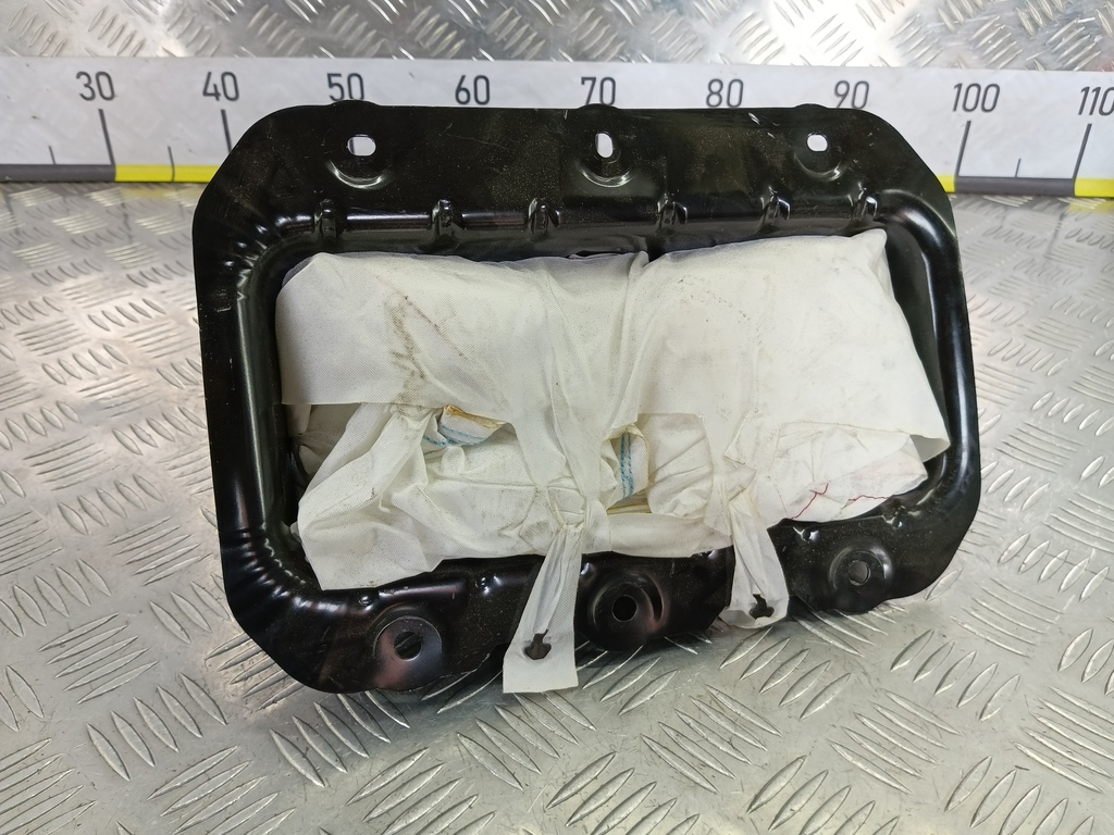 подушка безопасности пассажира FORD Focus 2.0 AMT (160 л.с.)Focus  III рестайлинг (2014—2019) Седан F1EBA044A74AB, 1780 рублей, Москва