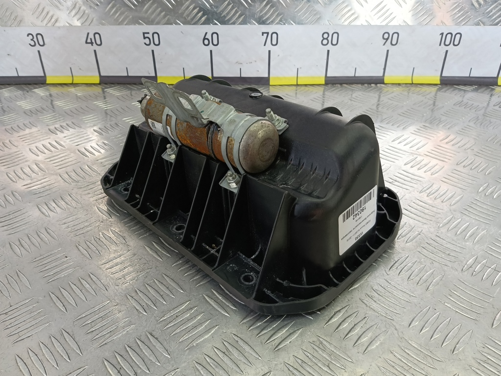 подушка безопасности пассажира FORD Focus  1780158, 2700 рублей, Москва