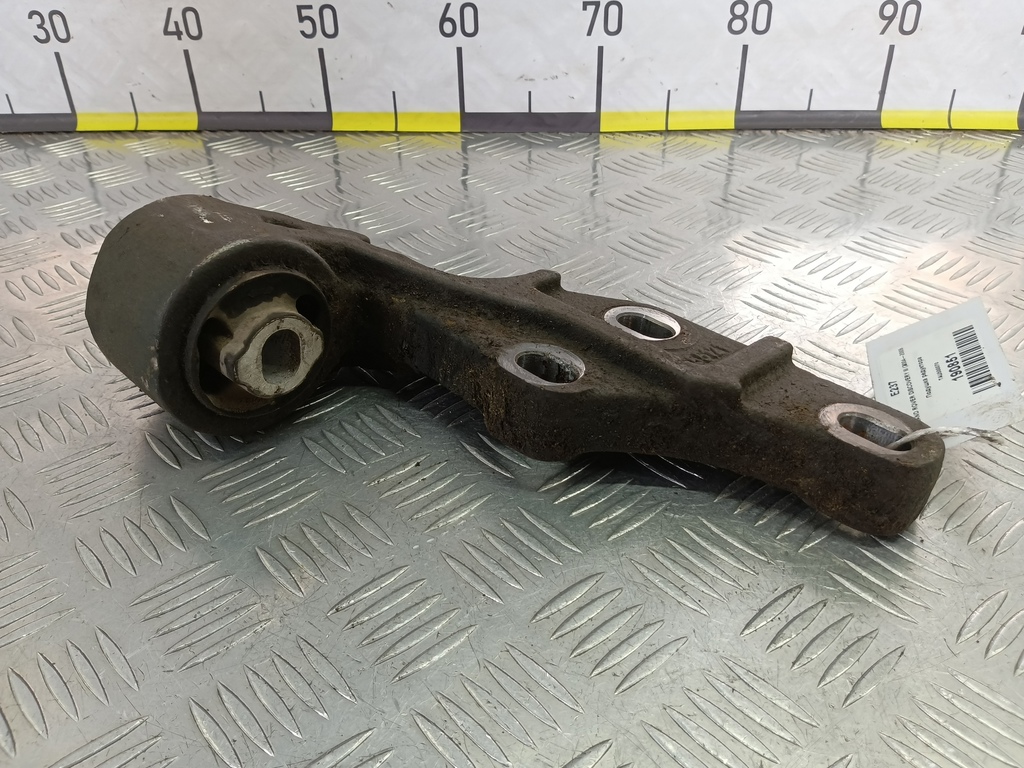 подушка редуктора LAND ROVER DISCOVERY  TAU500070, 520 рублей, Москва