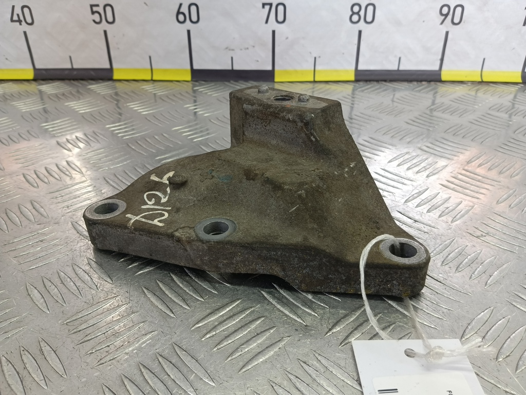 кронштейн кпп FORD MONDEO Mondeo 1376892, 980 рублей, Москва