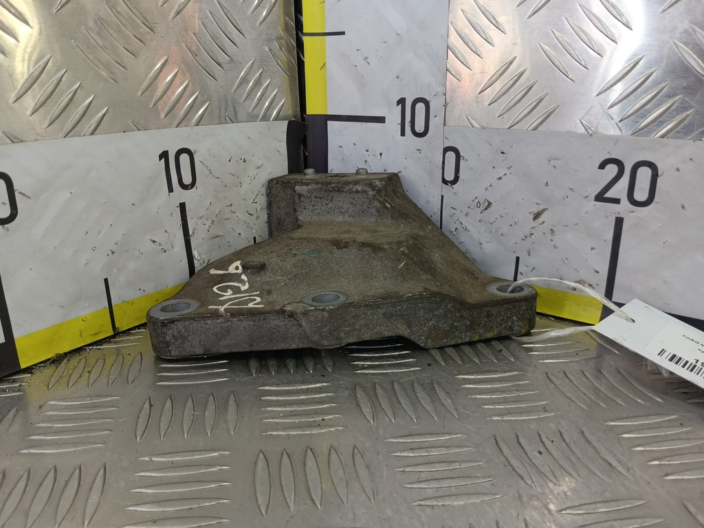 кронштейн кпп FORD MONDEO Mondeo 1376892, 980 рублей, Москва