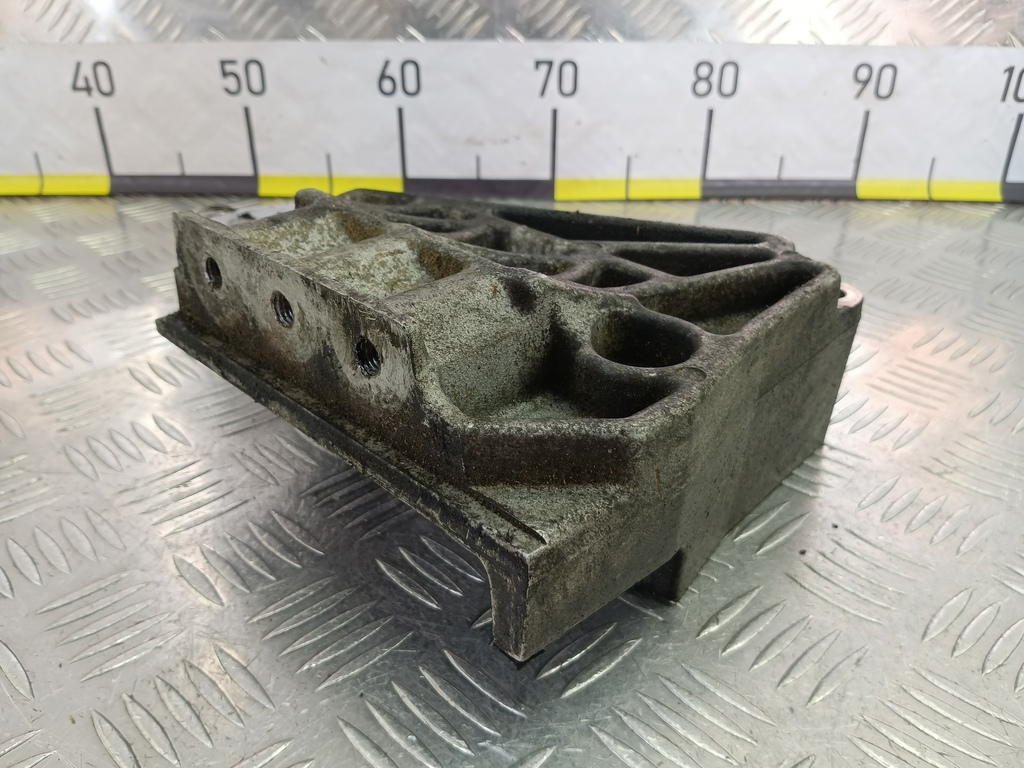 кронштейн двигателя (двс) Opel Antara 2.0 CDTi 4WD MT (127 л.с.)Antara  I (2006—2011) Внедорожник 4805336, 3390 рублей, Москва