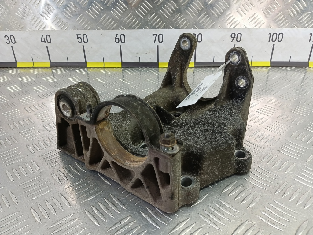 опора привода LAND ROVER FREELANDER 2.2 TD MT (150 л.с.)Freelander  II (2006—2010) Внедорожник LR003449, 11900 рублей, Москва