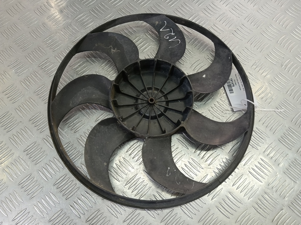 крыльчатка вентилятора Hyundai SANTA FE  2523138000, 1090 рублей, Москва