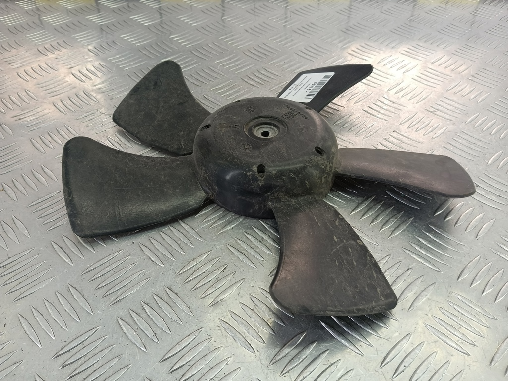 крыльчатка вентилятора MITSUBISHI LANCER  MR464708, 750 рублей, Москва