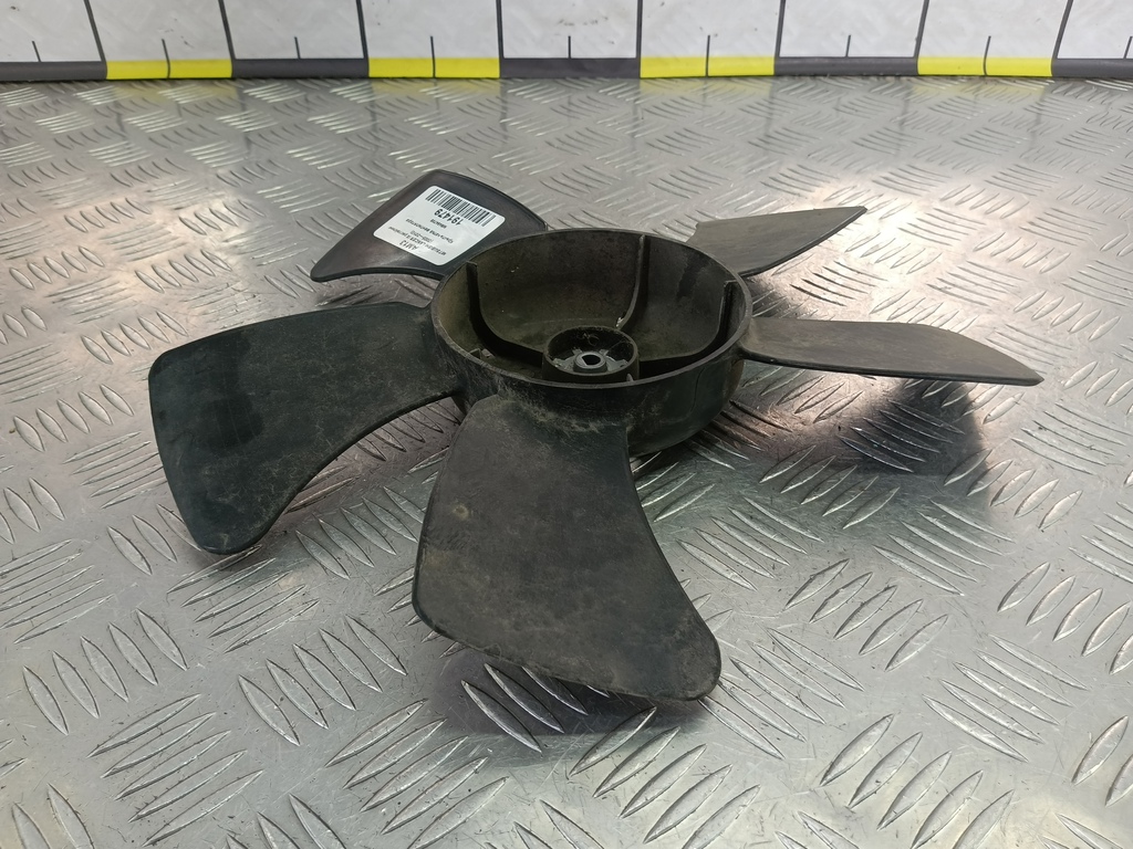 крыльчатка вентилятора MITSUBISHI LANCER  MR464708, 750 рублей, Москва