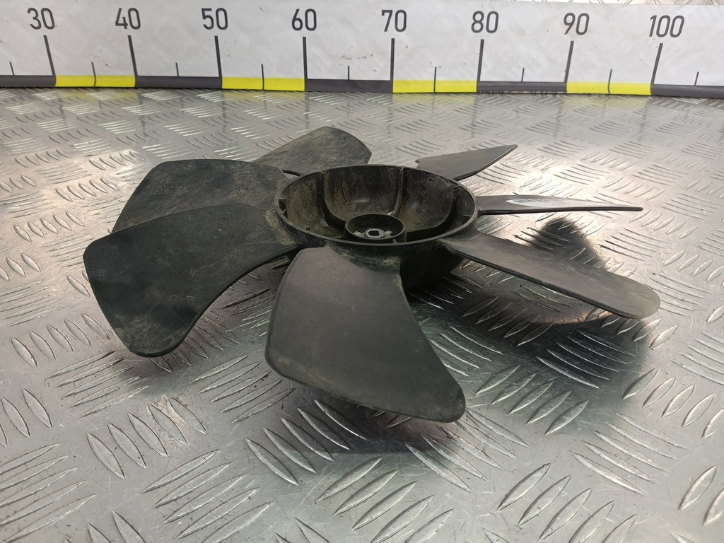 крыльчатка вентилятора MITSUBISHI LANCER  MR312899, 750 рублей, Москва