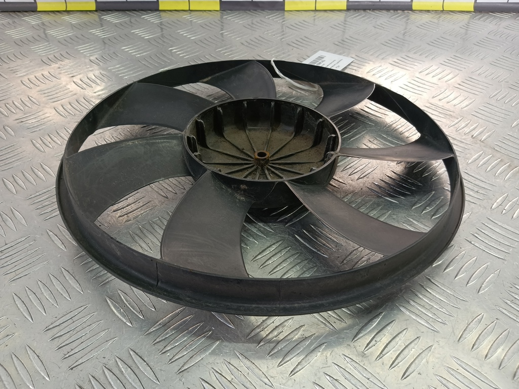 крыльчатка вентилятора Hyundai GETZ 1.3 AT (85 л.с.)Getz  I (2002—2005) Хетчбэк 252312D000, 1550 рублей, Москва