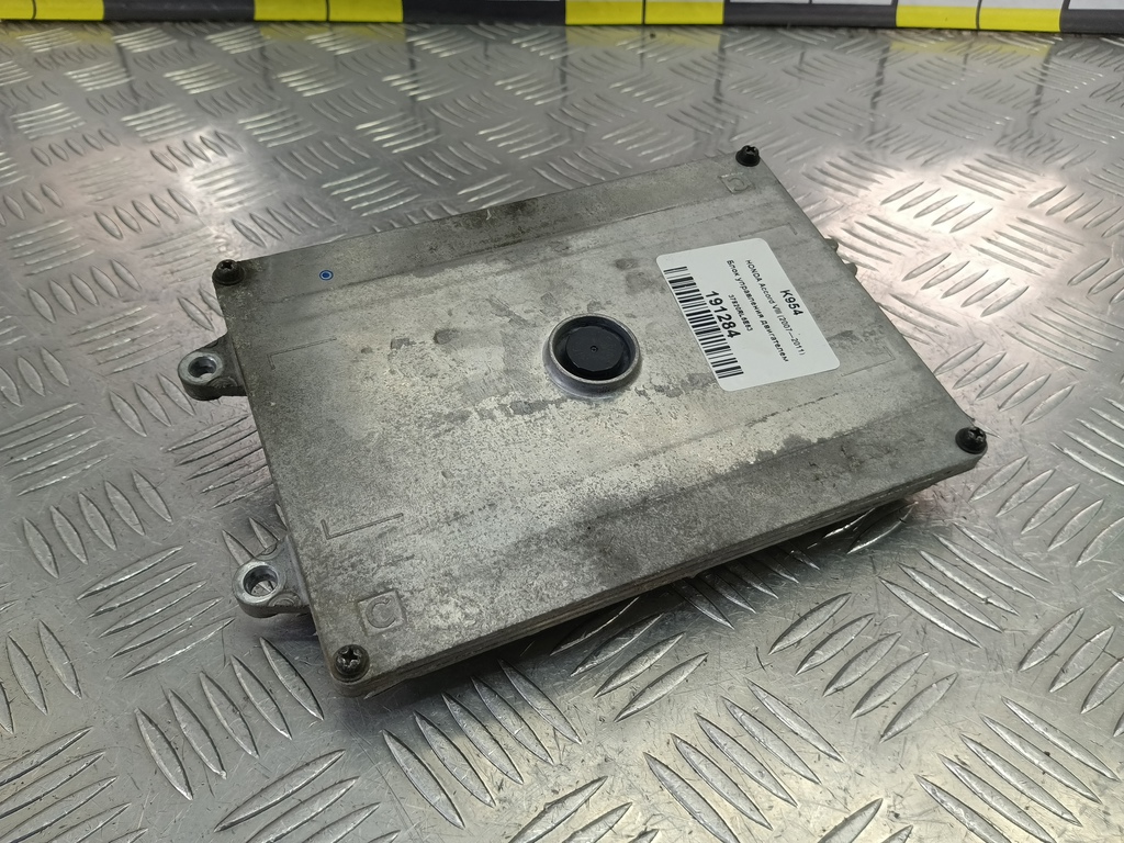 блок управления двигателем HONDA Accord 2.4 AT (177 л.с.)Accord  VIII (2007—2011) Седан 37820RL6E63, 15350 рублей, Москва