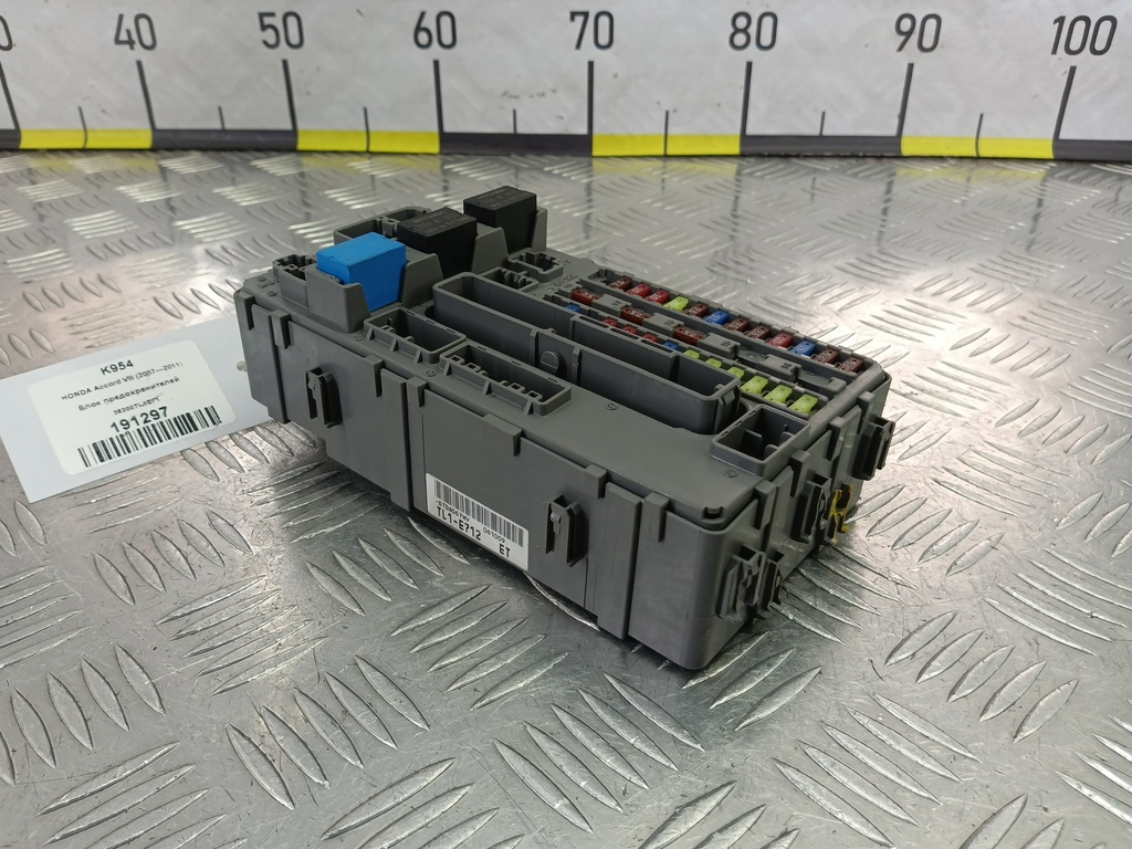 блок предохранителей HONDA Accord 2.4 AT (177 л.с.)Accord  VIII (2007—2011) Седан 38200TL1E71, 2130 рублей, Москва