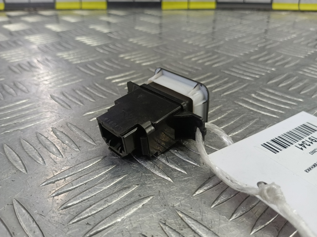 кнопка открывания багажника HONDA Accord 2.4 AT (177 л.с.)Accord  VIII (2007—2011) Седан 35800TL0003, 1440 рублей, Москва