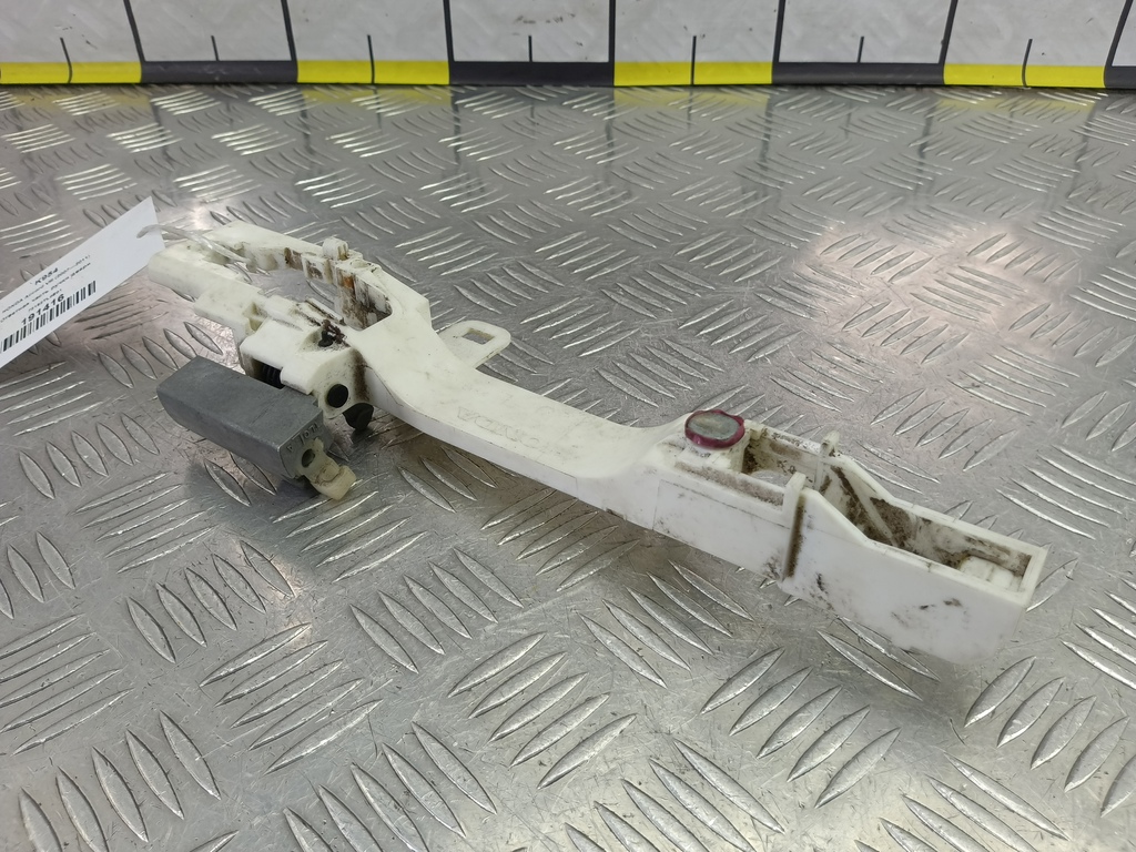 ответная часть ручки двери HONDA Accord 2.4 AT (177 л.с.)Accord  VIII (2007—2011) Седан 72182TL0E01, 750 рублей, Москва