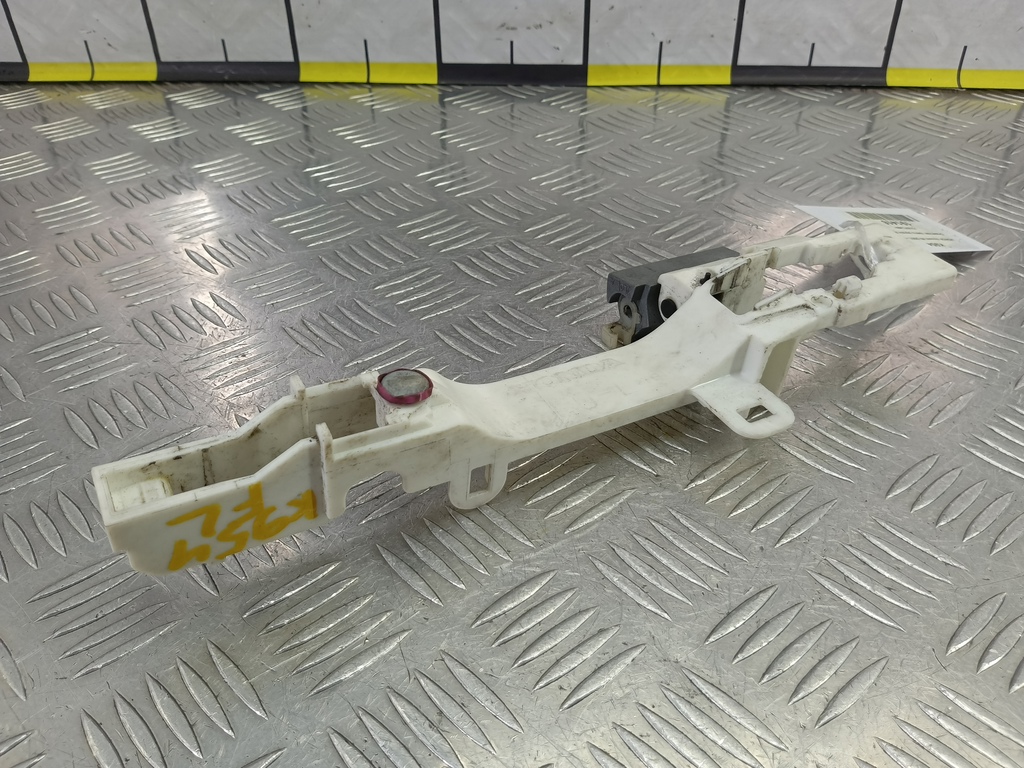 ответная часть ручки двери HONDA Accord 2.4 AT (177 л.с.)Accord  VIII (2007—2011) Седан 72182TL0E01, 750 рублей, Москва