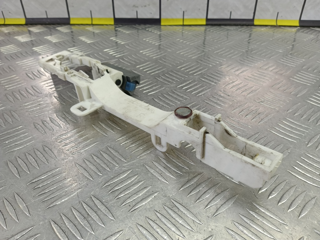 ответная часть ручки двери HONDA Accord 2.4 AT (177 л.с.)Accord  VIII (2007—2011) Седан 72142TL0E01, 630 рублей, Москва