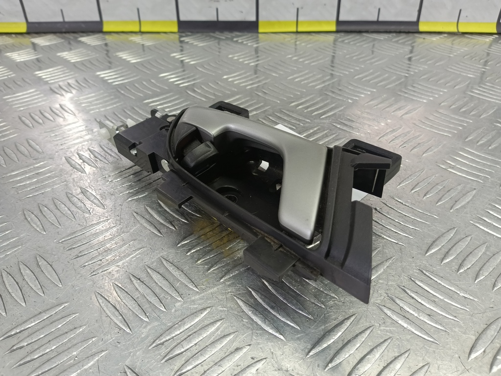 ручка двери внутренняя HONDA Accord 2.4 AT (177 л.с.)Accord  VIII (2007—2011) Седан 72620TL0G01ZA, 520 рублей, Москва