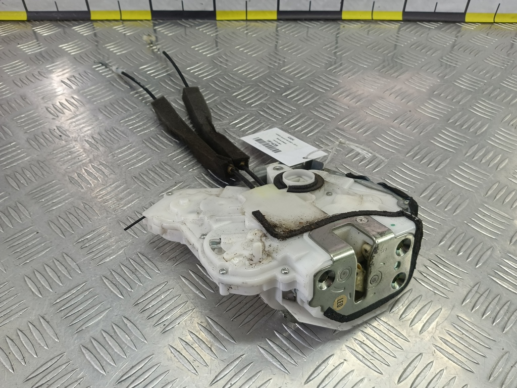 замок двери HONDA Accord 2.4 AT (177 л.с.)Accord  VIII (2007—2011) Седан 72610TL0E01, 750 рублей, Москва