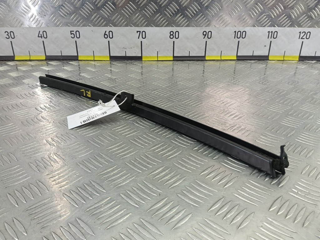 направляющая стекла двери HONDA Accord 2.4 AT (177 л.с.)Accord  VIII (2007—2011) Седан 72771TL0003, 750 рублей, Москва