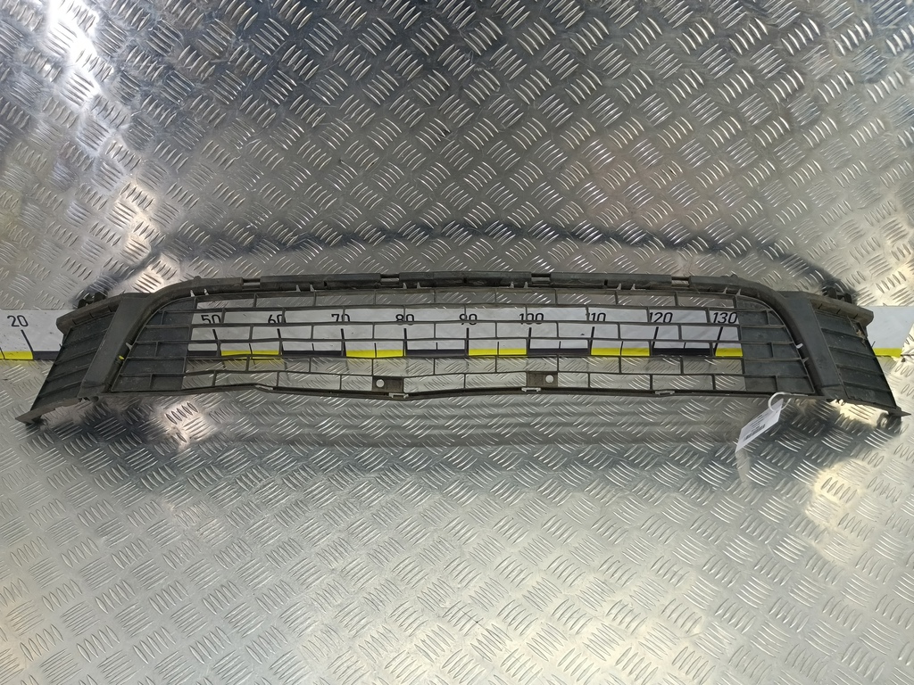 решетка бампера HONDA Accord 2.4 AT (177 л.с.)Accord  VIII (2007—2011) Седан 71107TL0G00, 2240 рублей, Москва